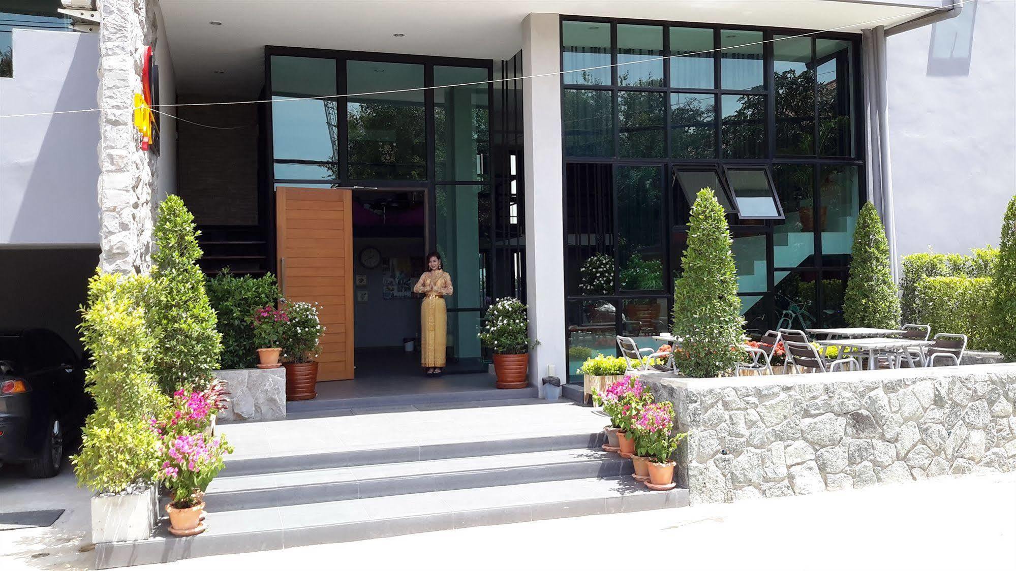 Siwa House Hotel Nong Prue Ngoại thất bức ảnh